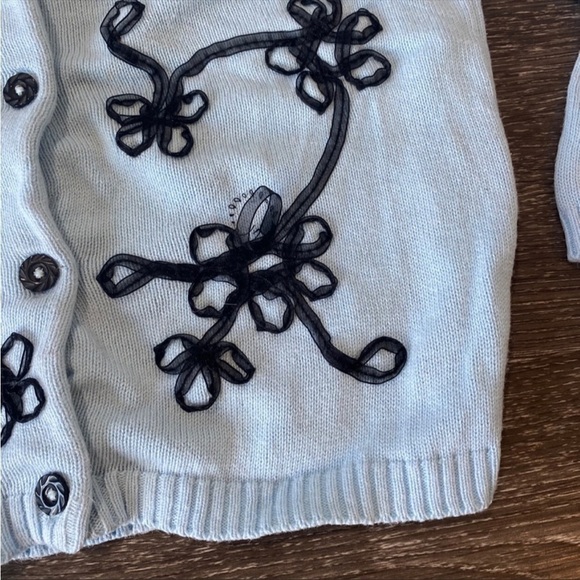 Hanna Anderson 100% cotton buttoned sweater
size 100 - Picture 2 of 7